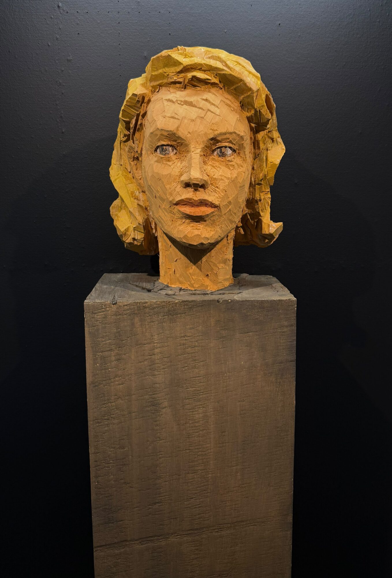 Stephan Balkenhol | Kopfsäule Frau (Marilyn Monroe) – Bild 6